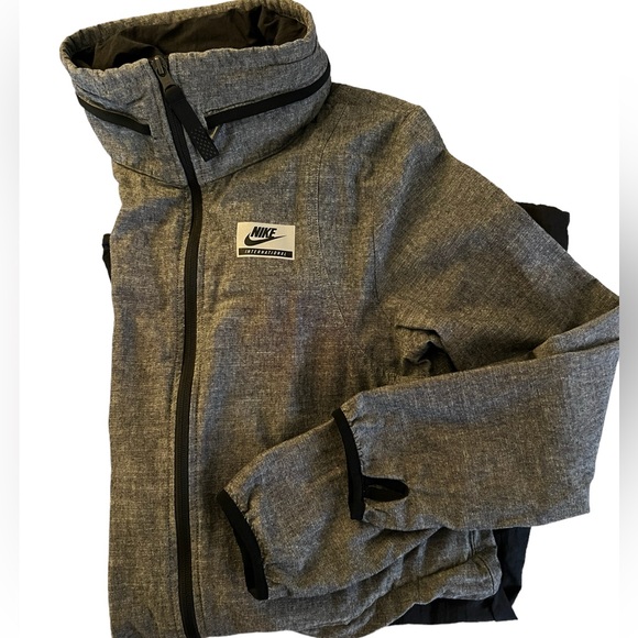NWOT Rare Nike International Running Jacket - Picture 2 of 9